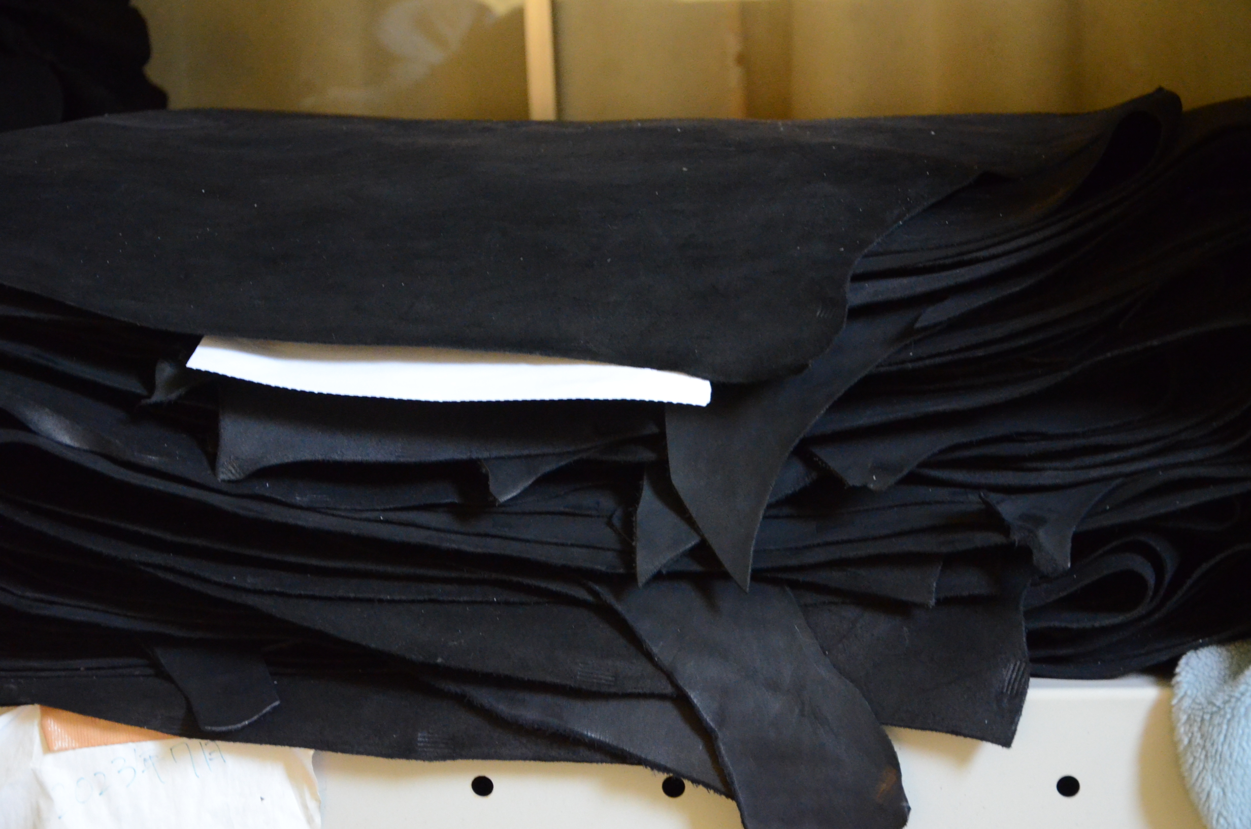 大阪と姫路に革の仕入れに行ってきました①