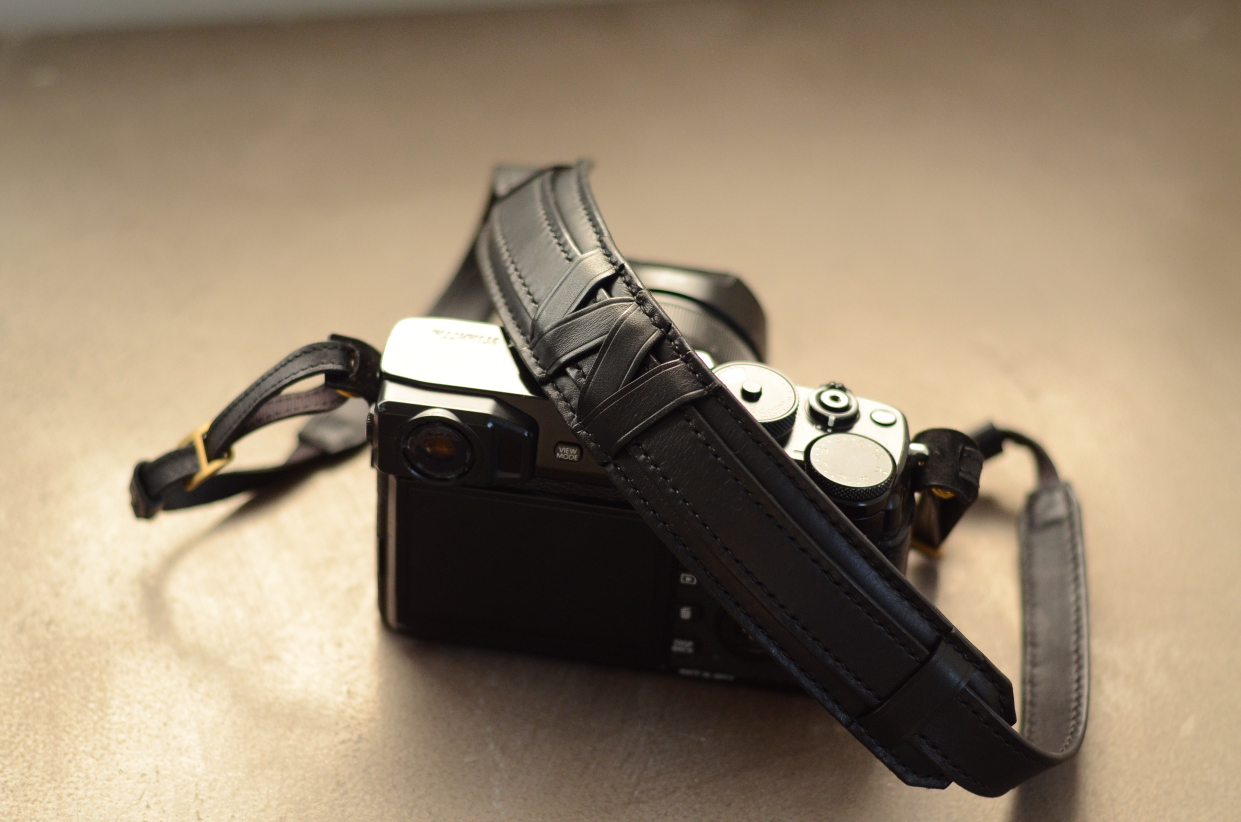-WORKS 033- THE “W” Camera Strap
